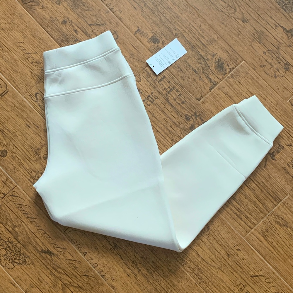 Leze The Label Off-White High-Waist Joggers
